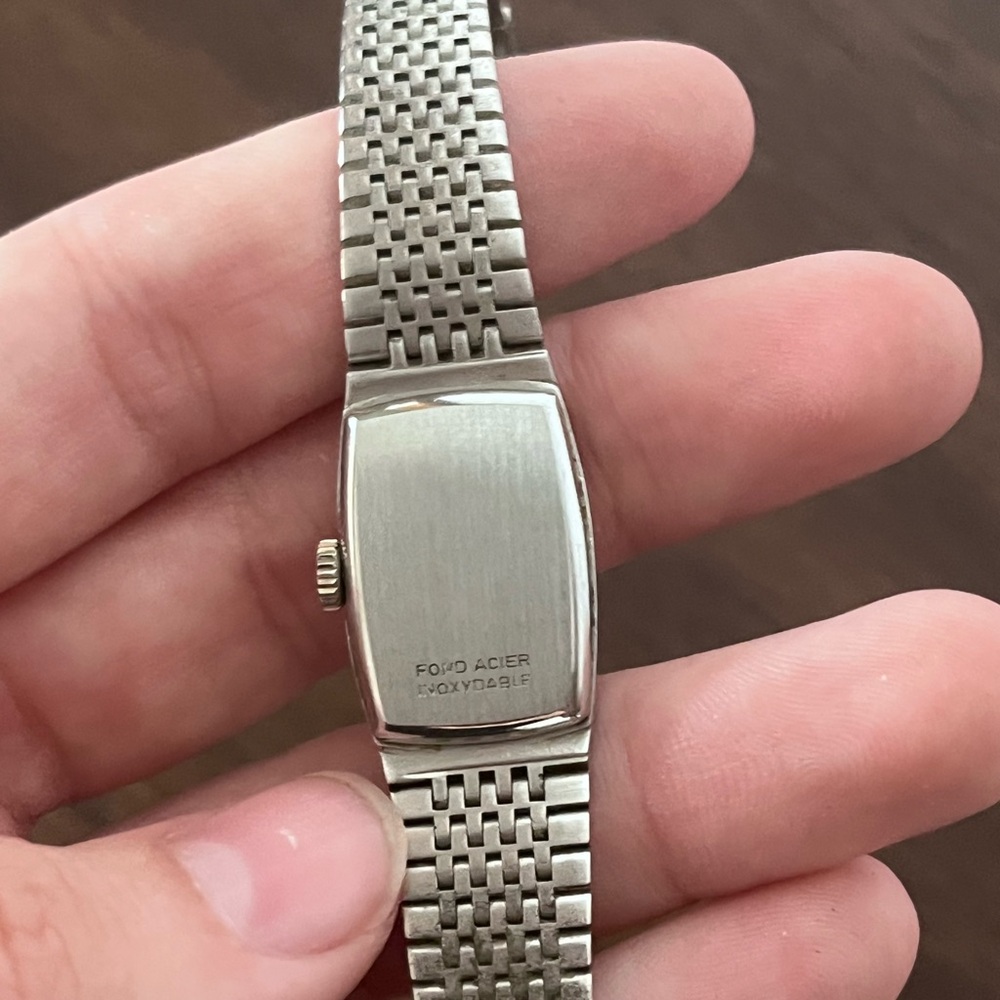 Tissot Silver Rectangular Watch - image 11